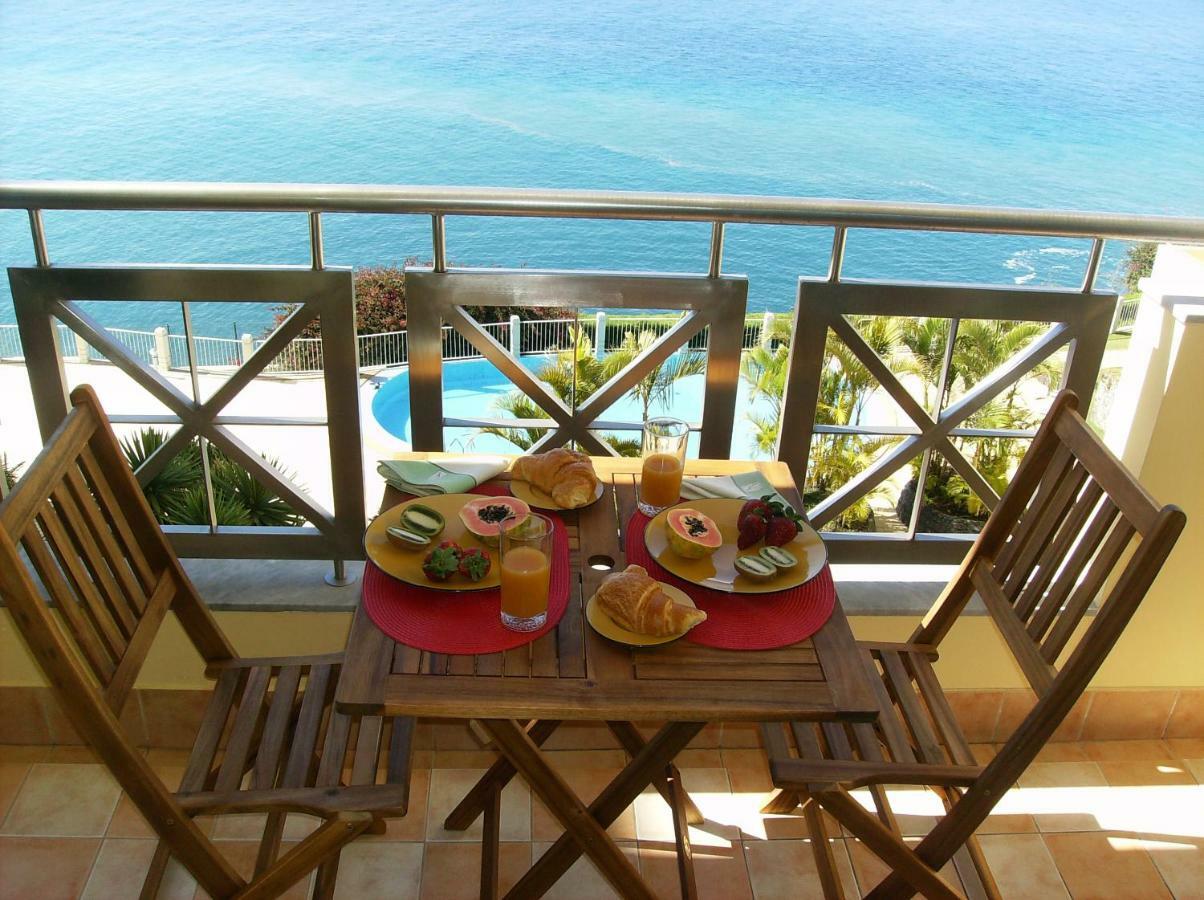 Oceanfront Apartment Фуншал Екстер'єр фото